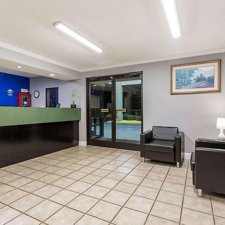 Days Inn By Wyndham Lugoff Eksteriør bilde